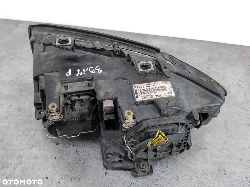 LAMPA PRZÓD PRAWA XENON AUDI A4 B6 89309160      8E0941004S - 11
