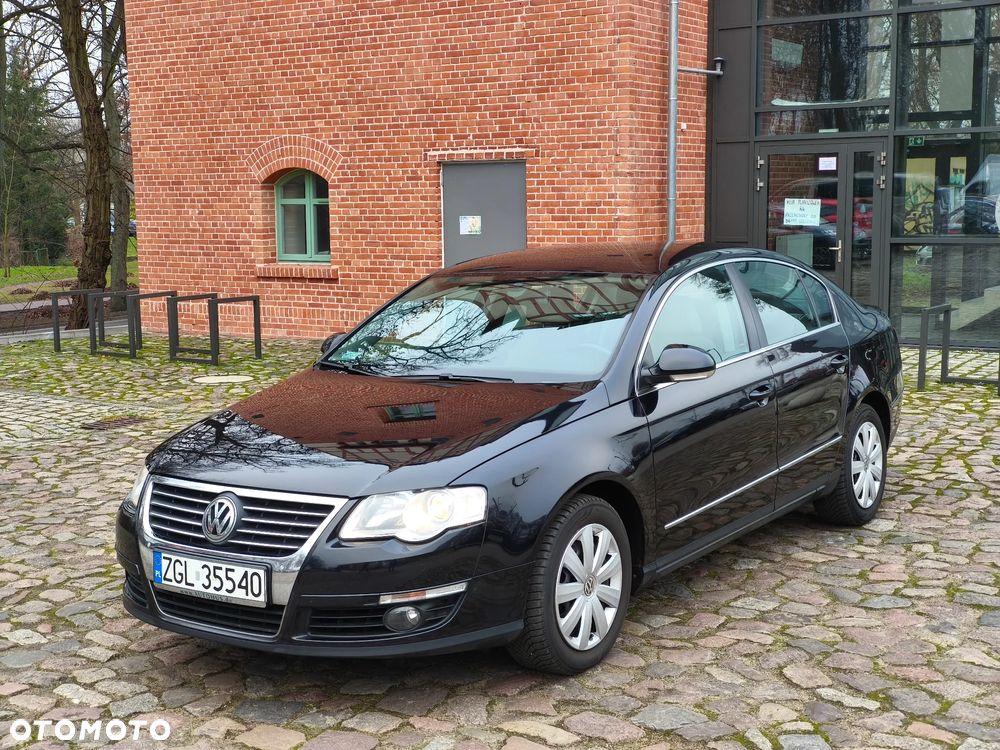 Volkswagen Passat 2.0 TDI DPF Highline - 5