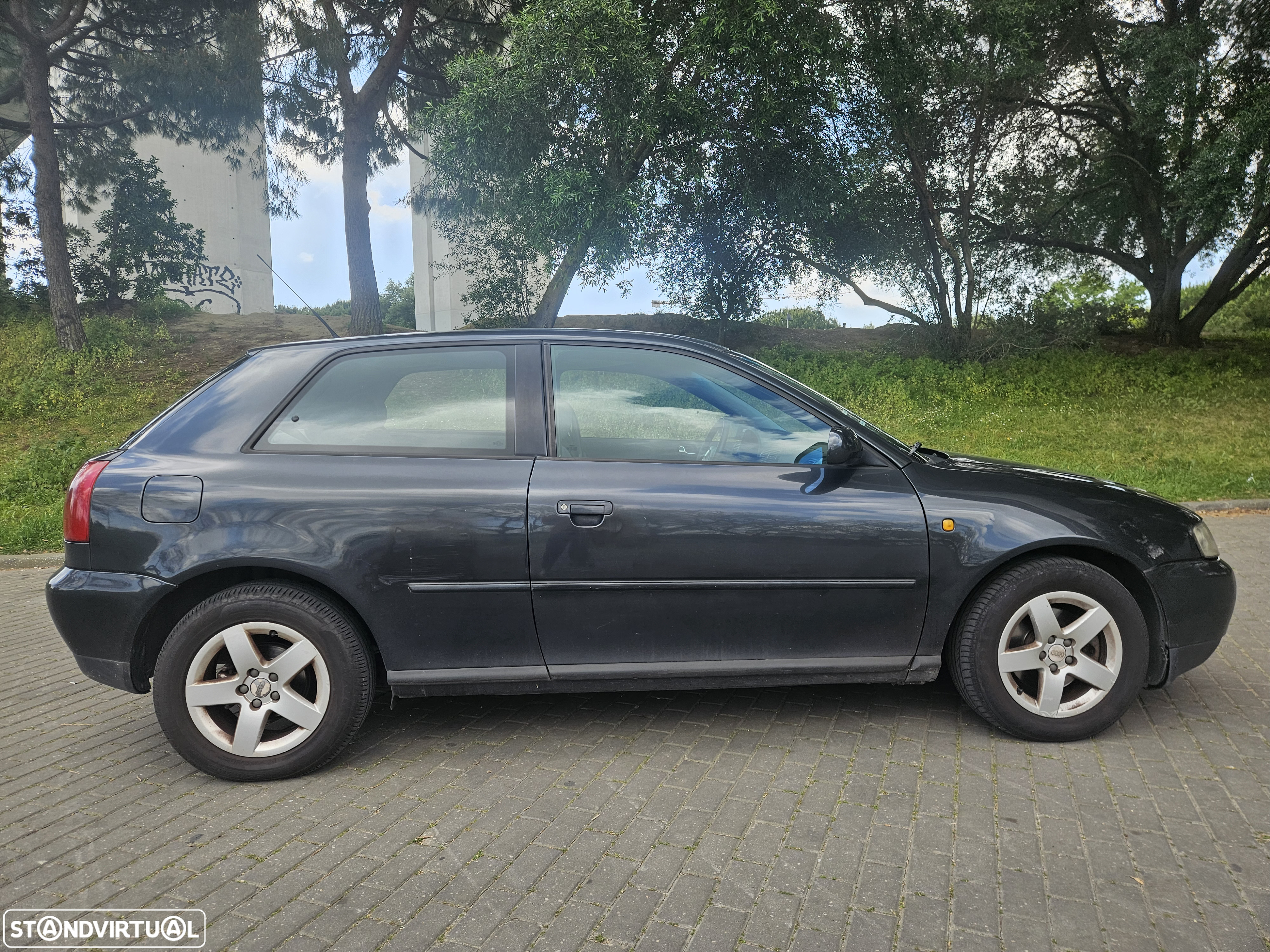 Audi A3 1.9 TDI Attraction - 2