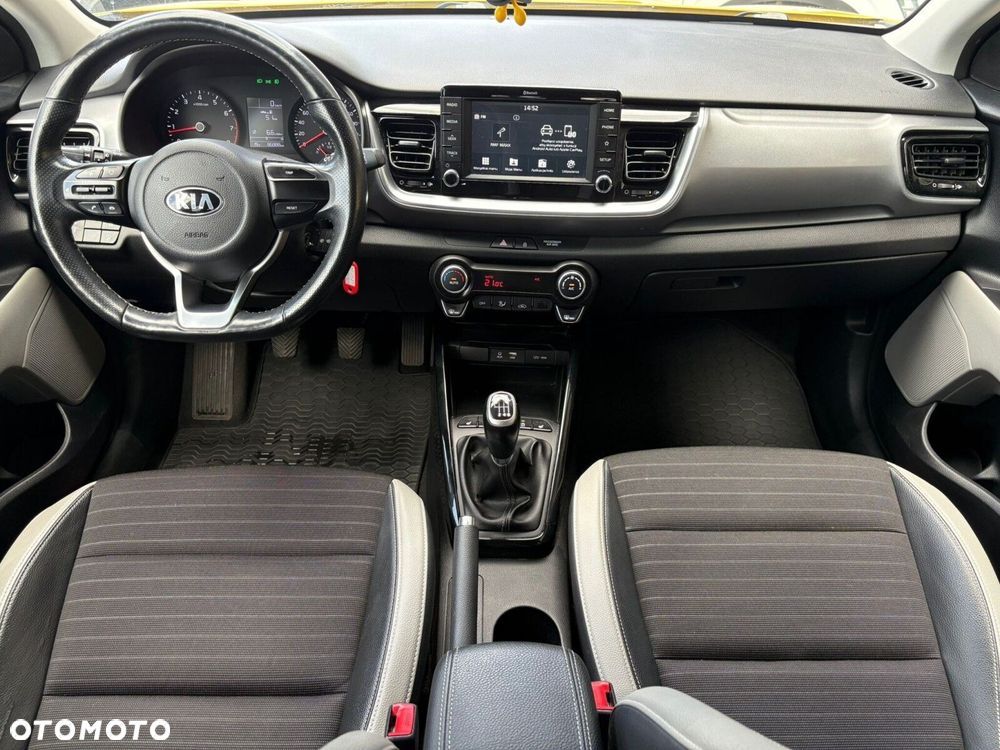 Kia Stonic 1.4 L - 5
