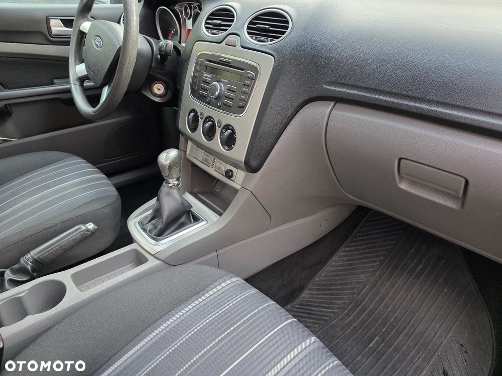Ford Focus 1.6 TDCi Silver X - 9