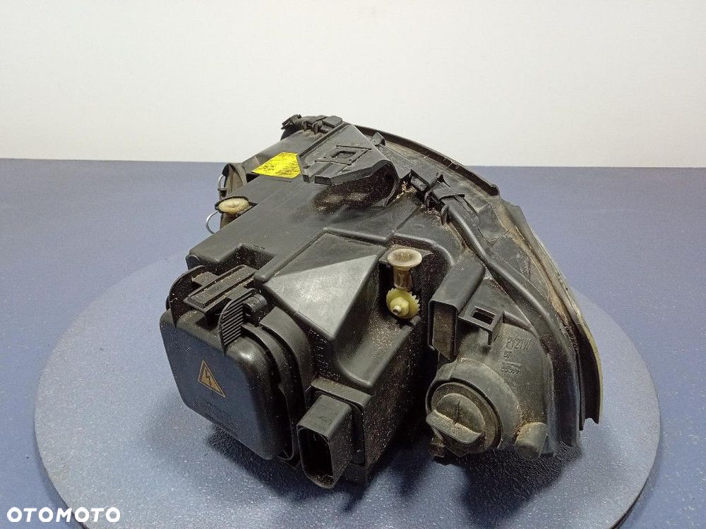 AUDI A3 8P REFLEKTOR PRAWY PRZÓD LAMPA PRZEDNIA XENON EU 8P0941004D - 7