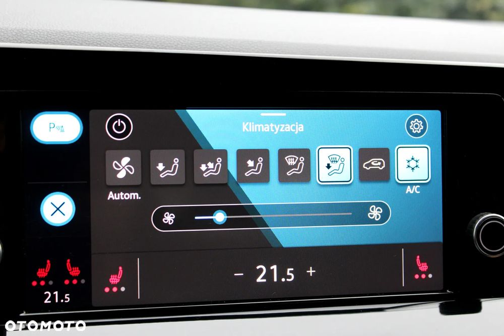 Volkswagen Golf VIII 1.5 TSI EVO Life - 12