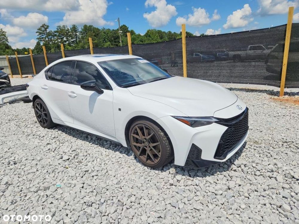 Lexus Is 2026 photo 3