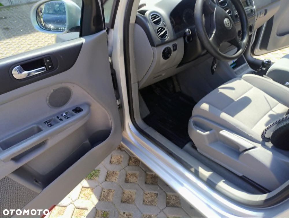 Volkswagen Golf Plus 1.6 FSI Sportline - 11