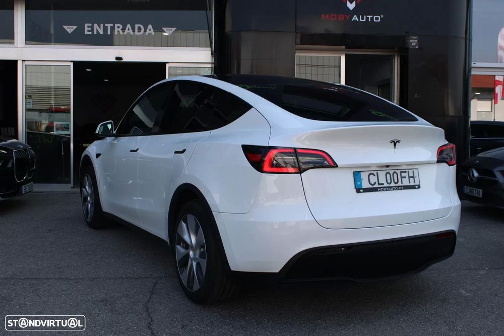 Tesla Model Y Standard - 9