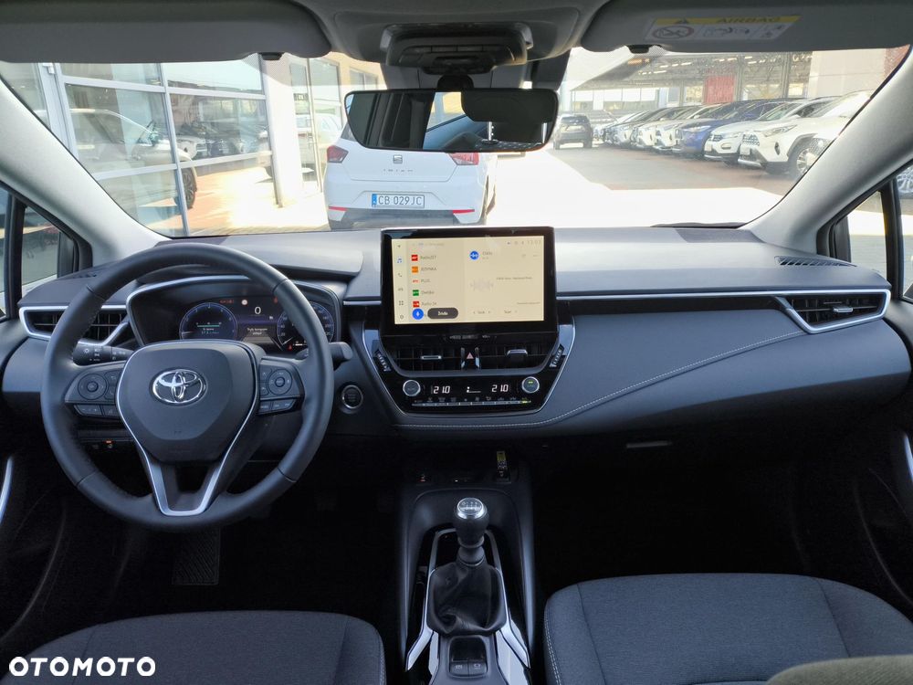 Toyota Corolla - 24