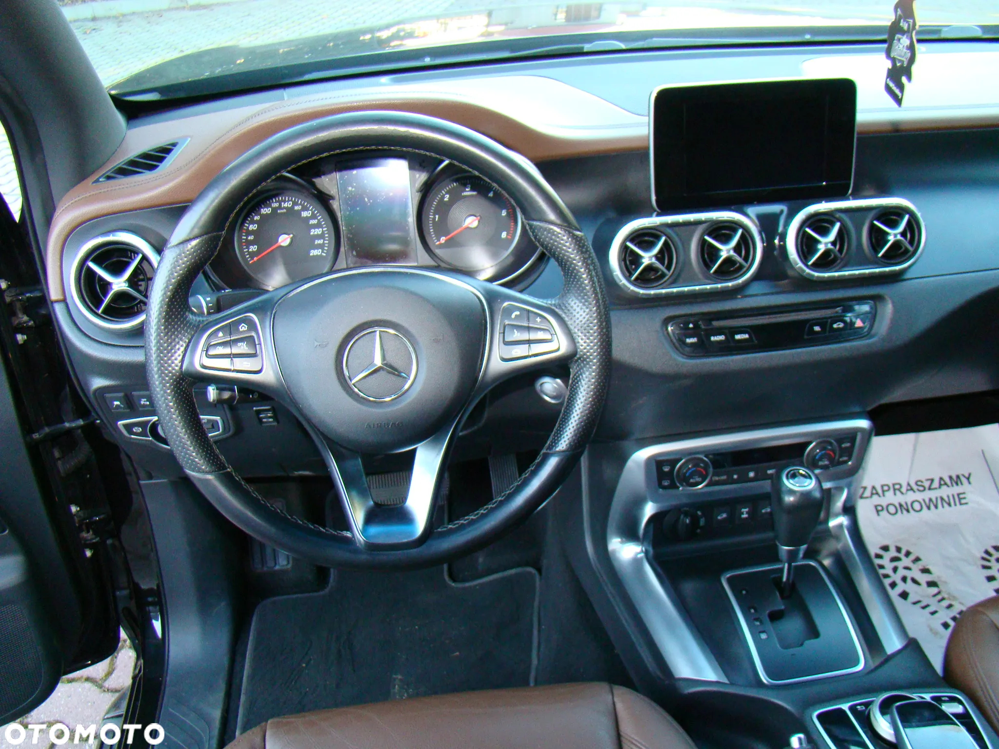 Mercedes-Benz Klasa X - 17