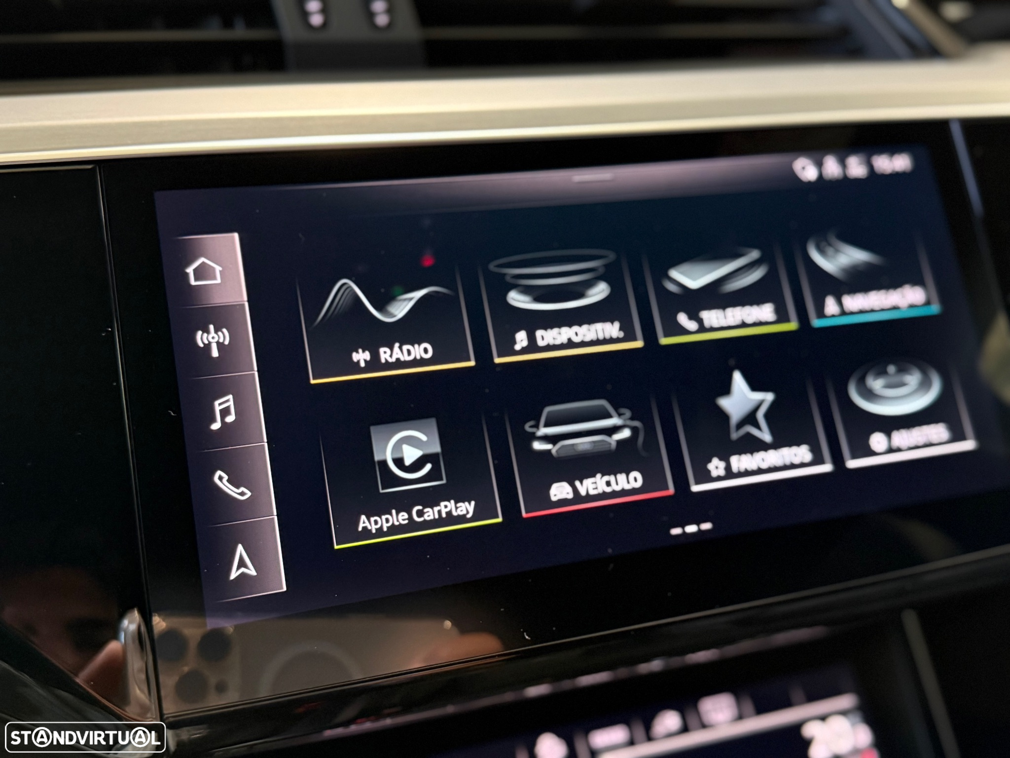 Audi Q8 e-Tron 50 quattro S line - 34