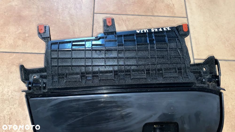 BMW X3 F25 SCHOWEK PASAŻERA DESKI KONSOLI 9210486 USA POŁYSK - 2