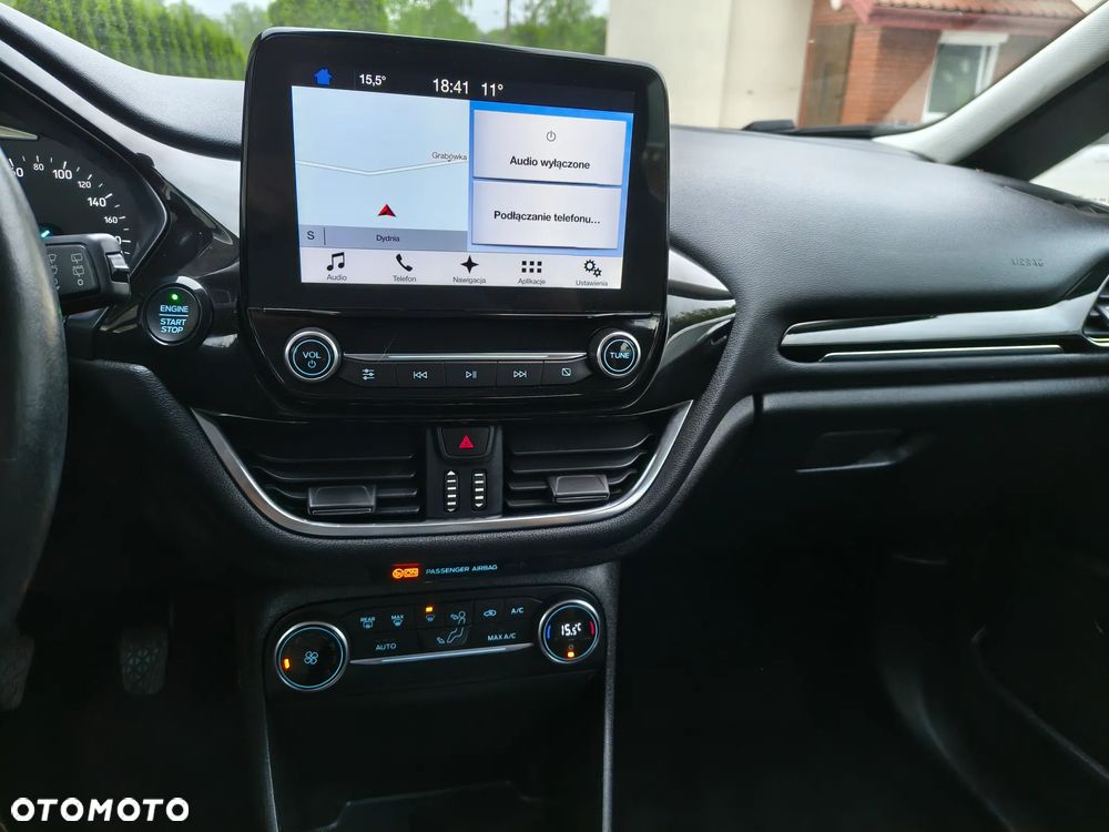 Ford Fiesta 1.0 EcoBoost S&S TITANIUM X - 26