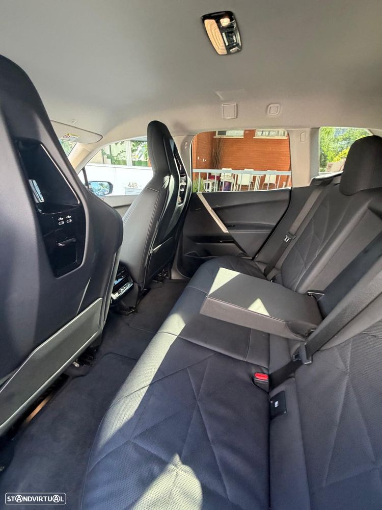 BMW iX xDrive 40 - 16