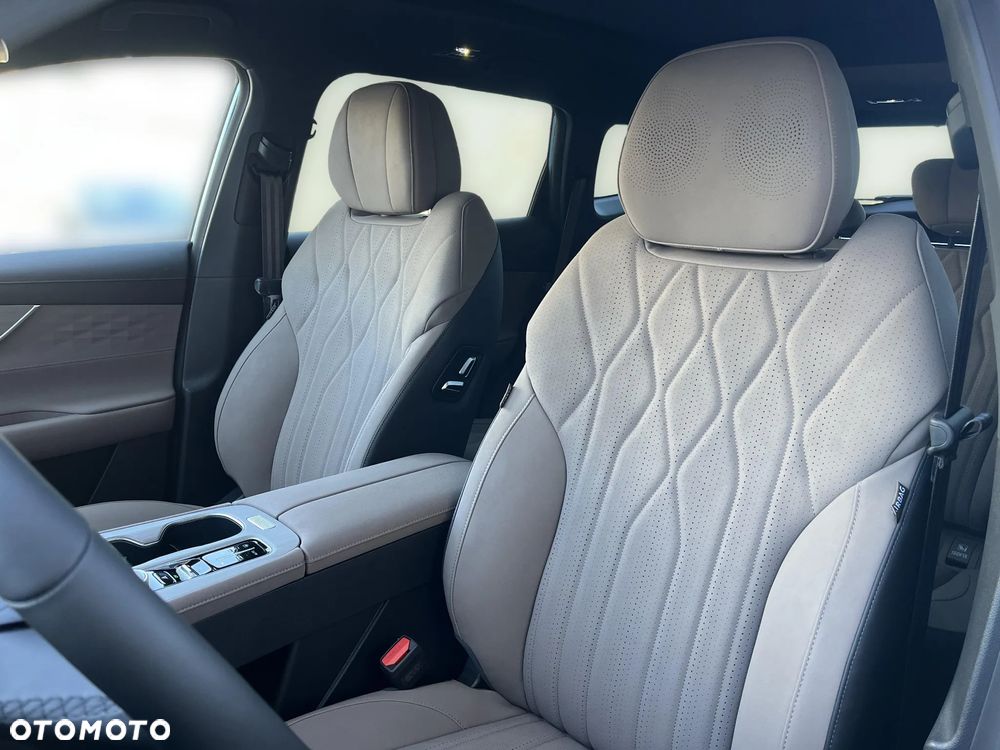 Chery Tiggo 8 1.5 T-GDI Super Hybrid Prestige DCT - 12