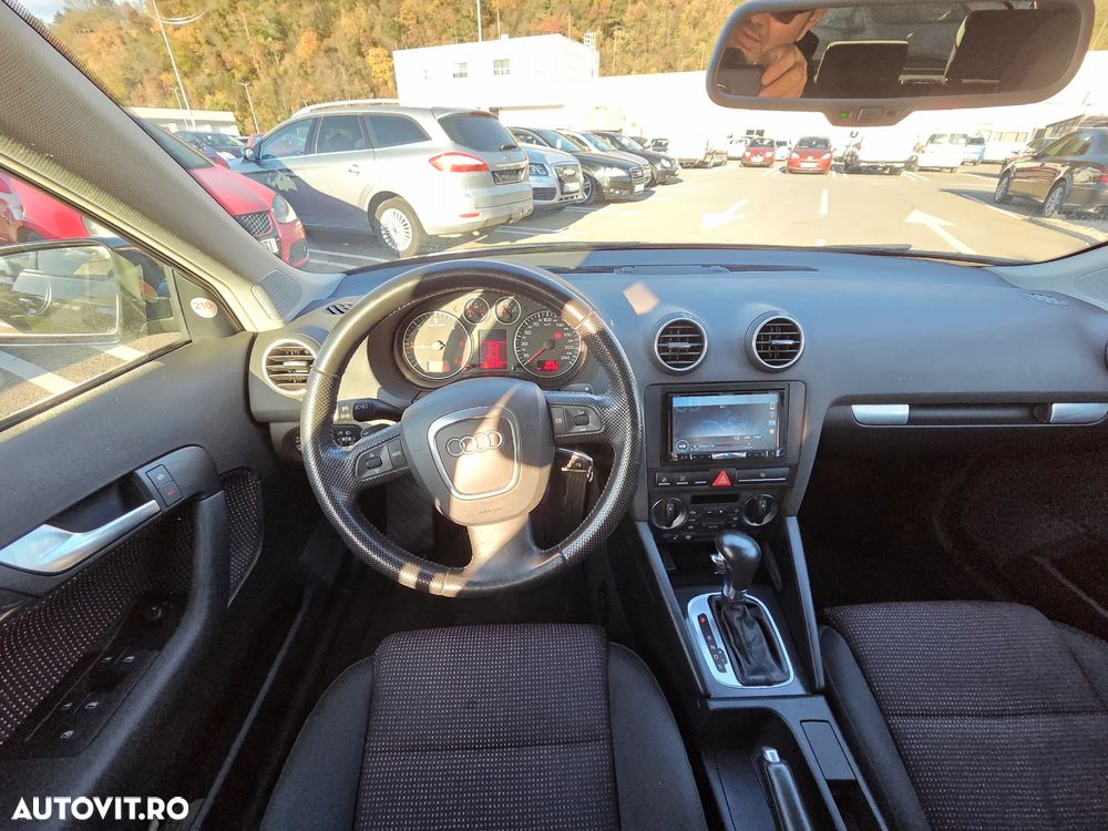 Audi A3 2.0 TDI Sportback DSG Attraction - 8