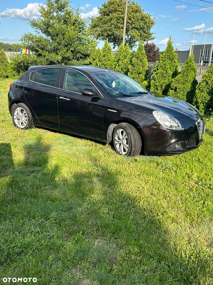 Alfa Romeo Giulietta 1.6 JTDM Veloce - 2