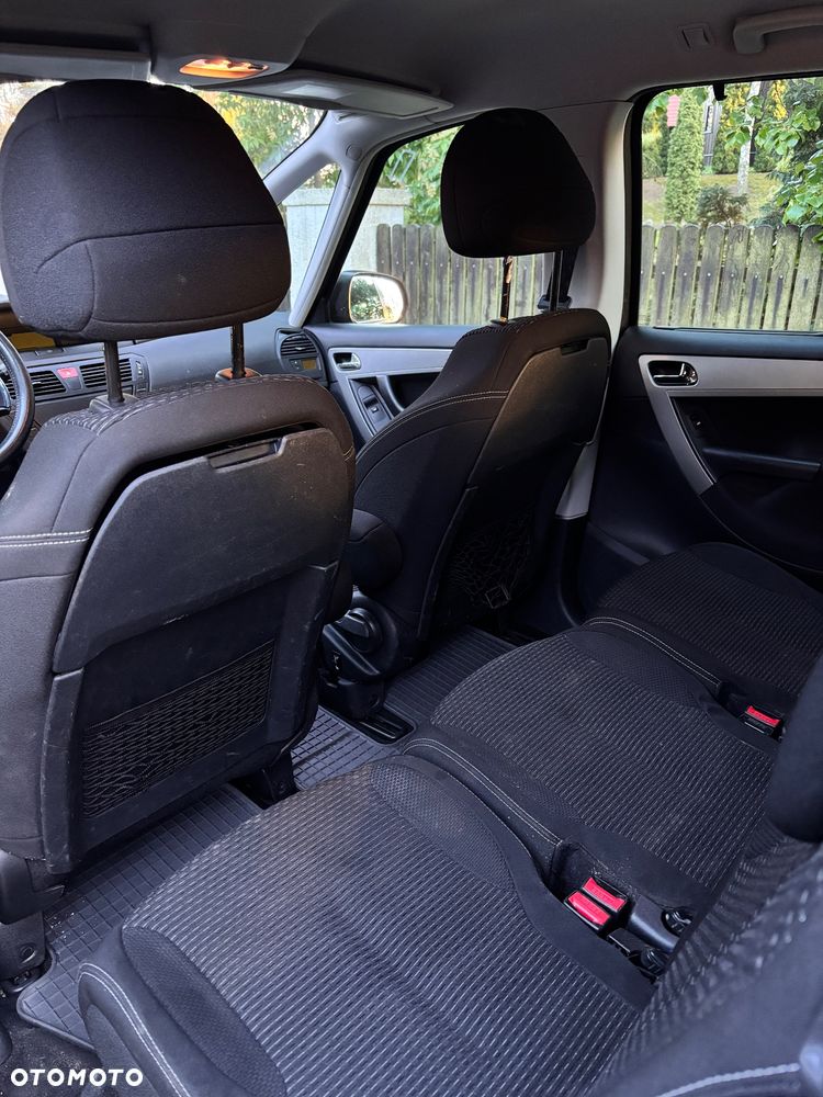 Citroën C4 Picasso - 23