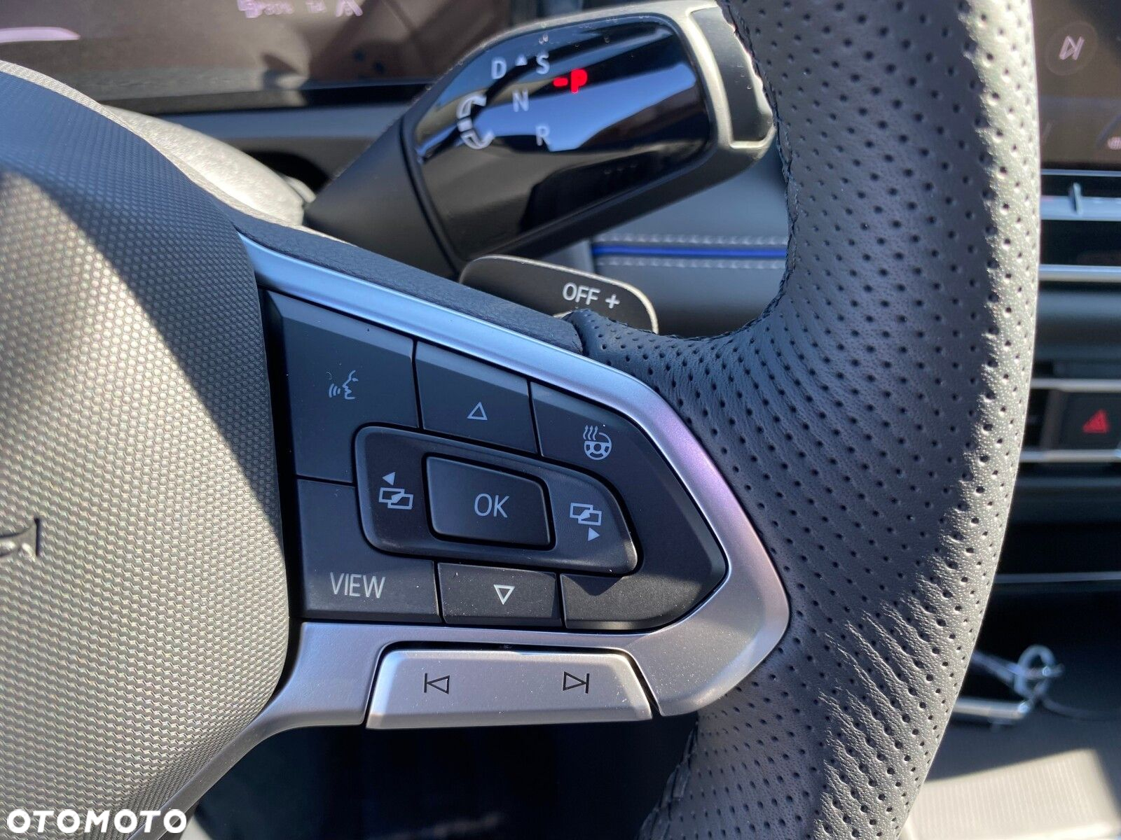 Volkswagen Tiguan - 11