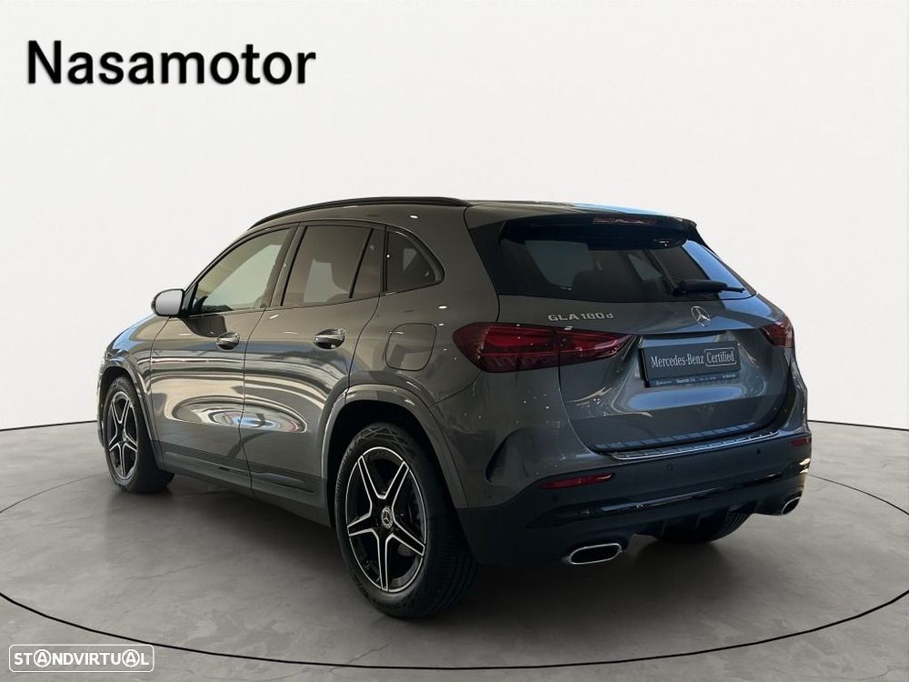 Mercedes-Benz GLA 180 - 3
