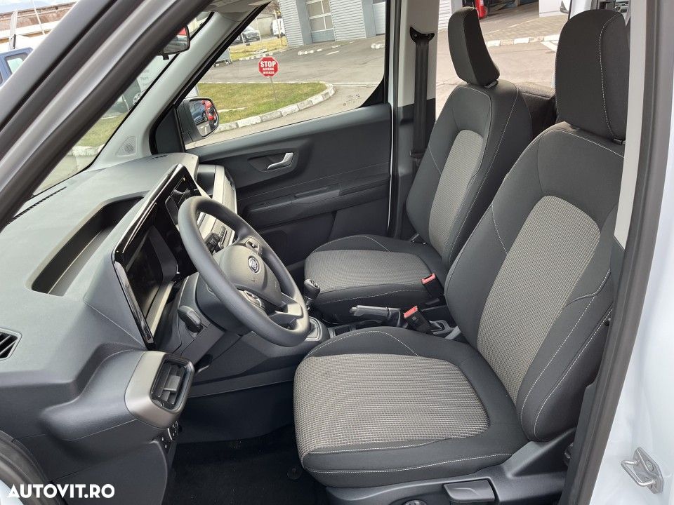 Ford Tourneo Courier - 13