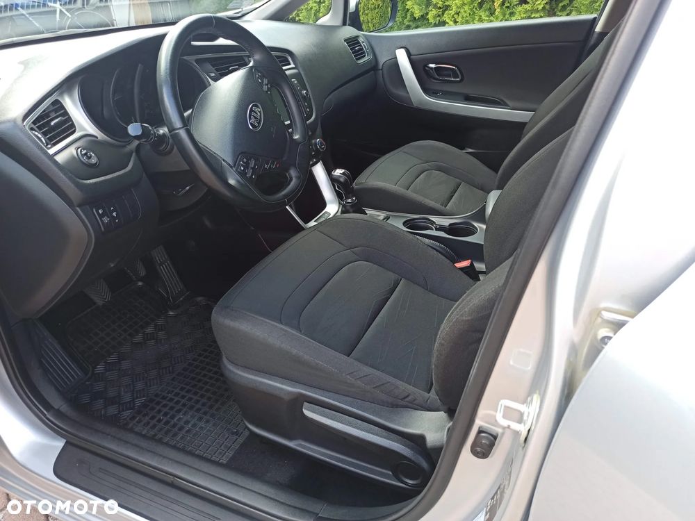 Kia Ceed 1.6 GDI L - 7