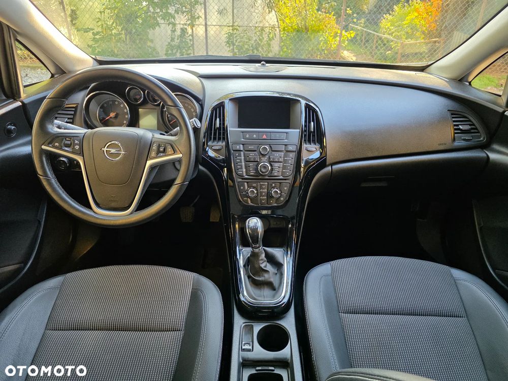 Opel Astra 1.4 Turbo ecoFLEX Start/Stop Innovation - 27