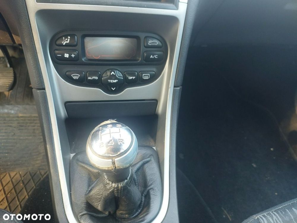 Peugeot 307 - 22
