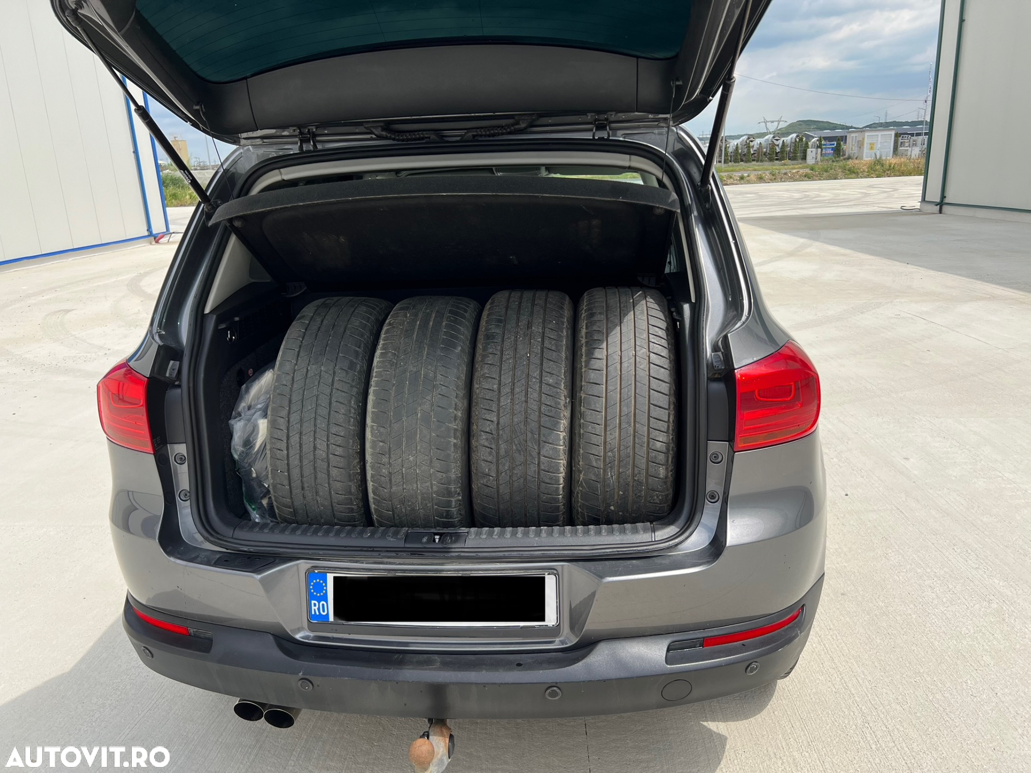 Volkswagen Tiguan 2.0 TDI 4Motion DSG Sport & Style - 16