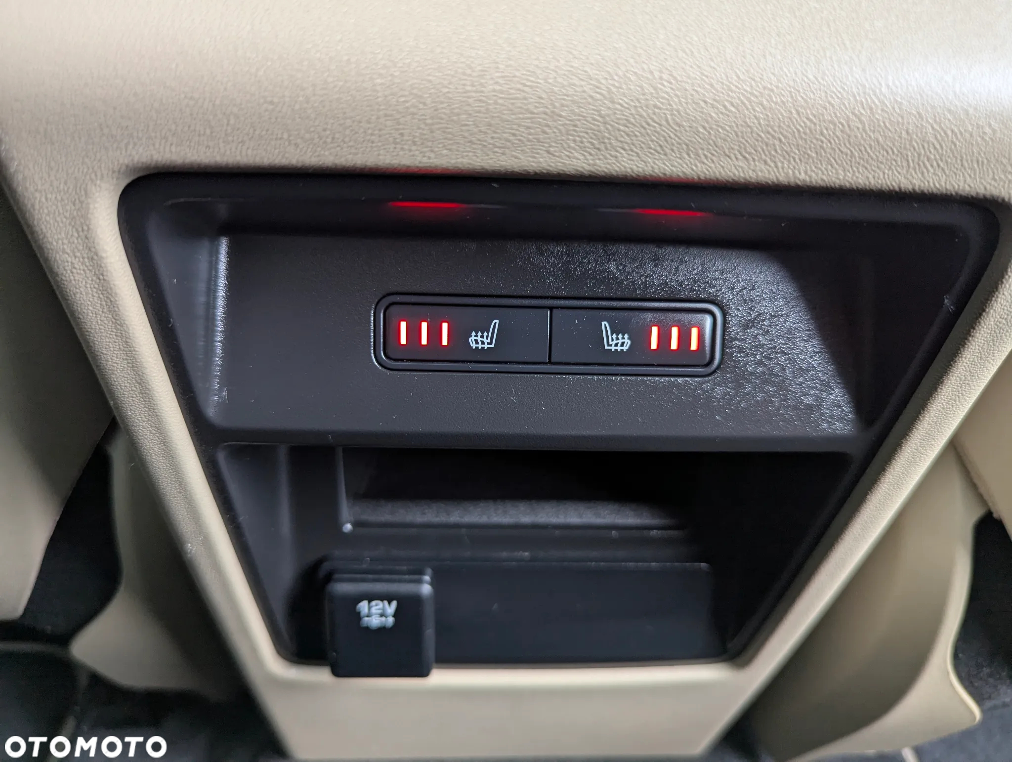 Land Rover Discovery Sport - 21