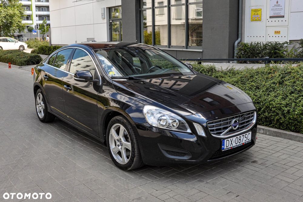 Volvo S60 D2 Momentum - 6