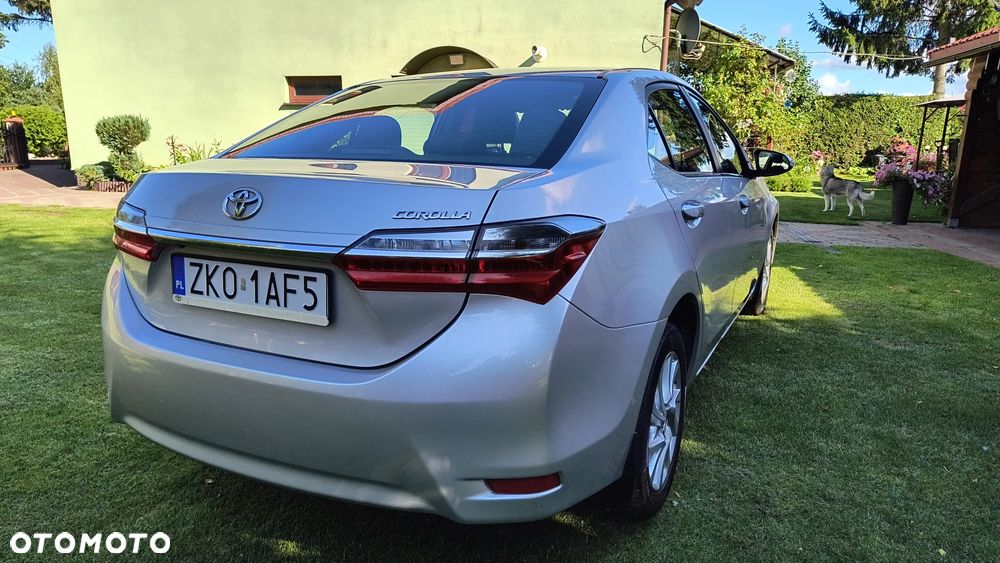 Toyota Corolla 1.6 Comfort - 6