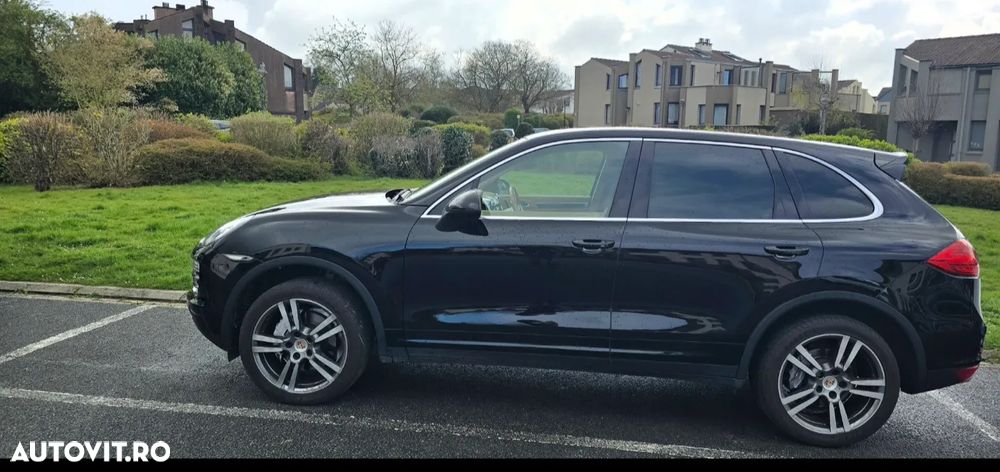 Porsche Cayenne Platinum Edition - 19