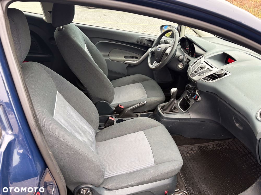 Ford Fiesta - 11