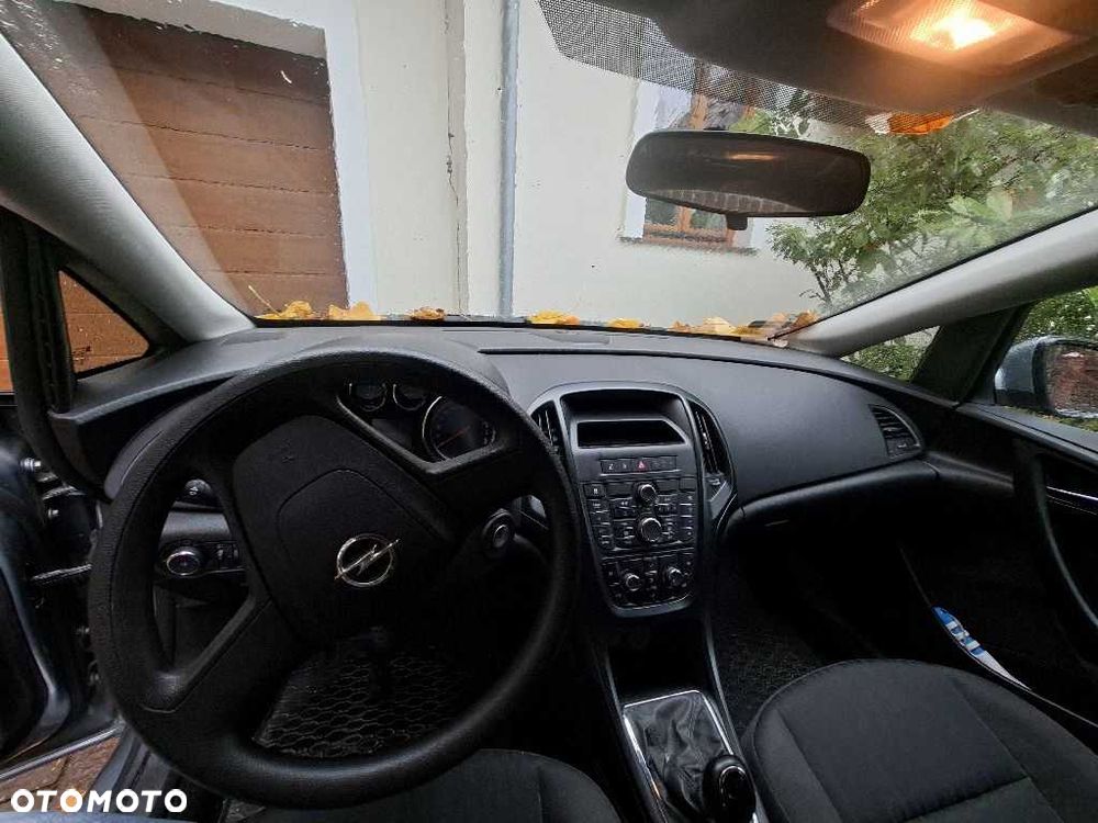 Opel Astra - 8