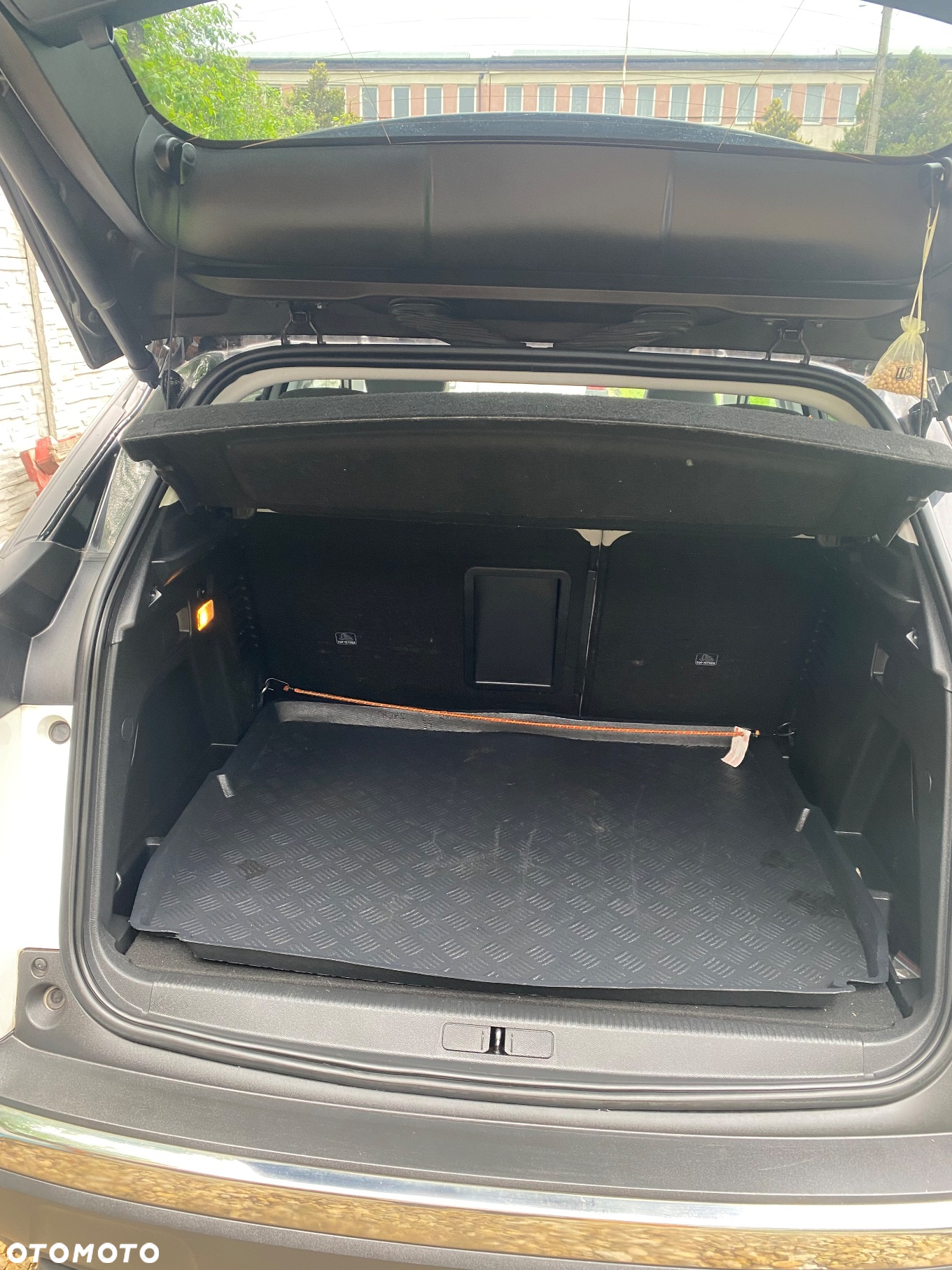Peugeot 3008 1.2 PureTech GPF Allure S&S EAT8 - 9
