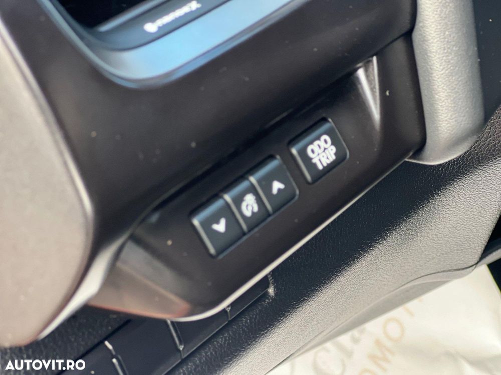 Lexus UX 250h Executive Line - 12