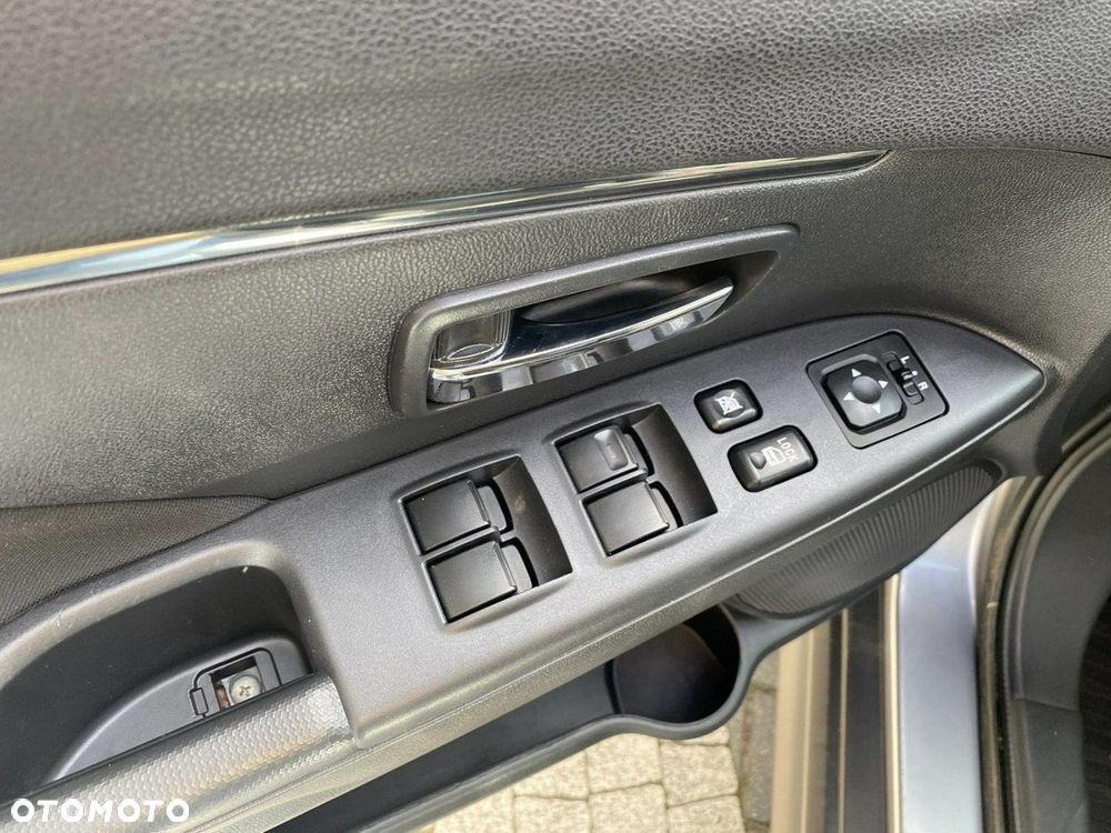 Mitsubishi ASX 1.8 DI-D 2WD Invite - 12