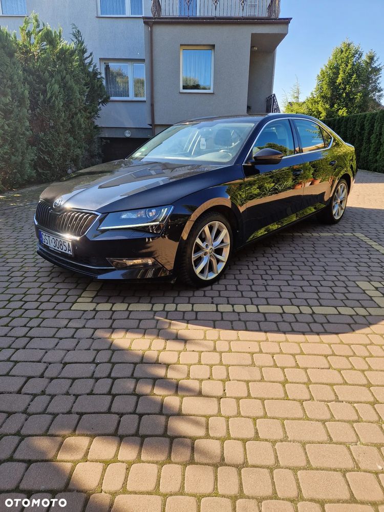 Skoda Superb 2.0 TDI Ambition - 1