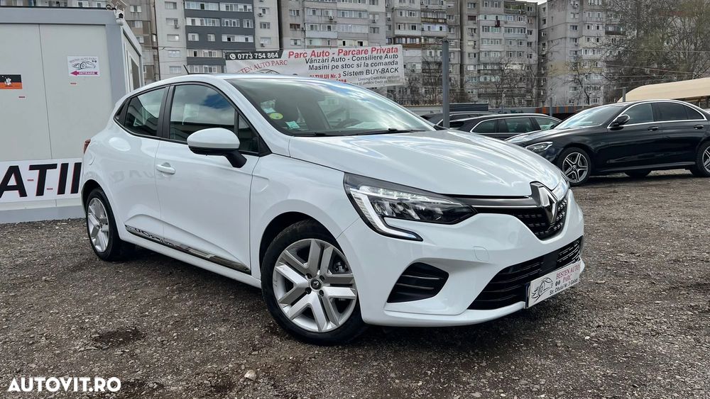 Renault Clio - 25