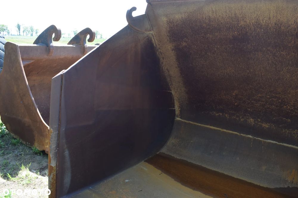Łyżka ładowarkowa 12m3 Volvo L220 L180 3.6m szer. - 7