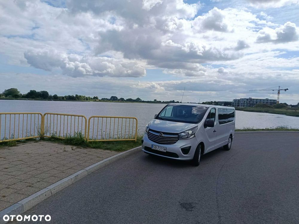 Opel Vivaro - 2