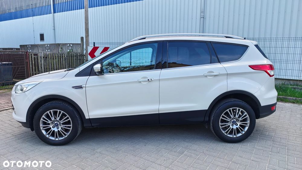 Ford Kuga 1.6 EcoBoost 2x4 Individual - 12