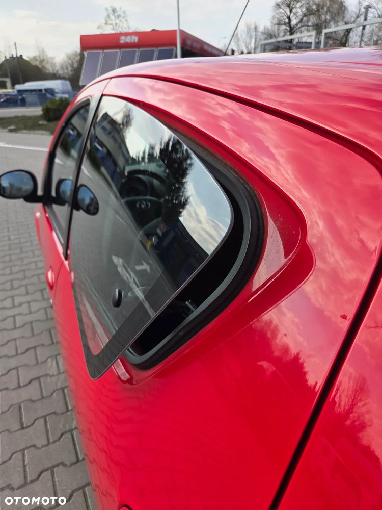 Toyota Aygo CoolRed - 19