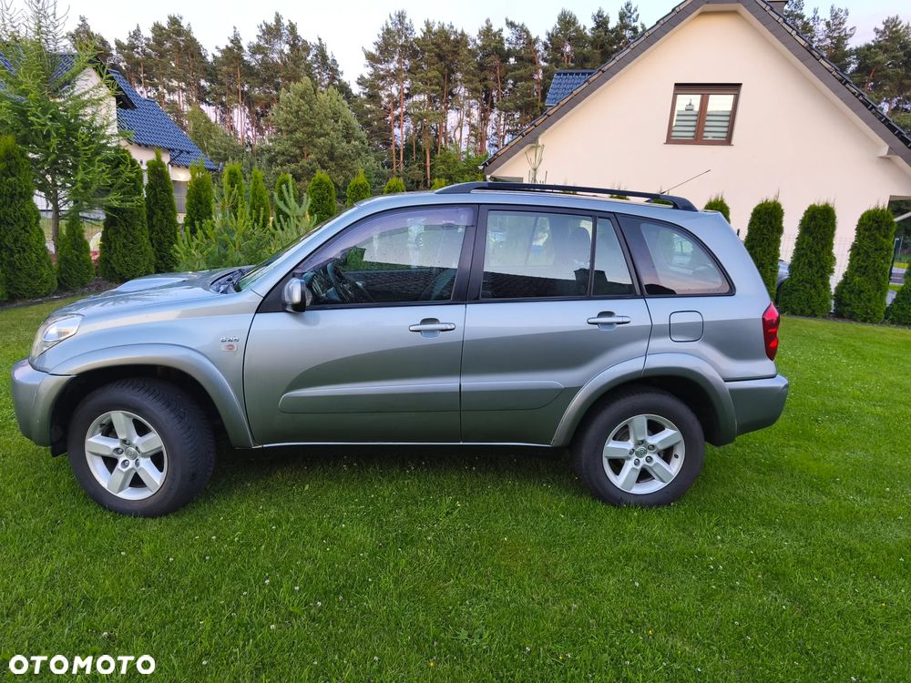 Toyota RAV4 2.0 D-4D 4x4 - 3