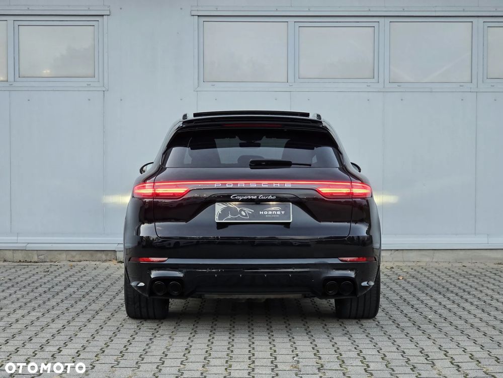 Porsche Cayenne Turbo Tiptronic S - 8