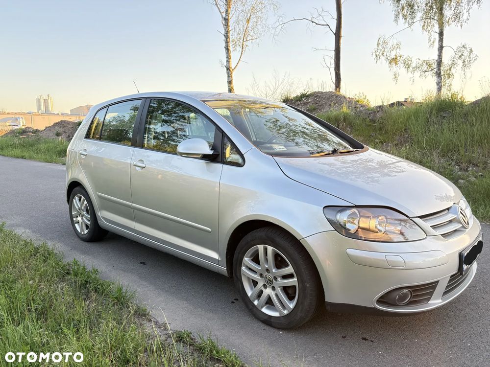 Volkswagen Golf Plus - 1