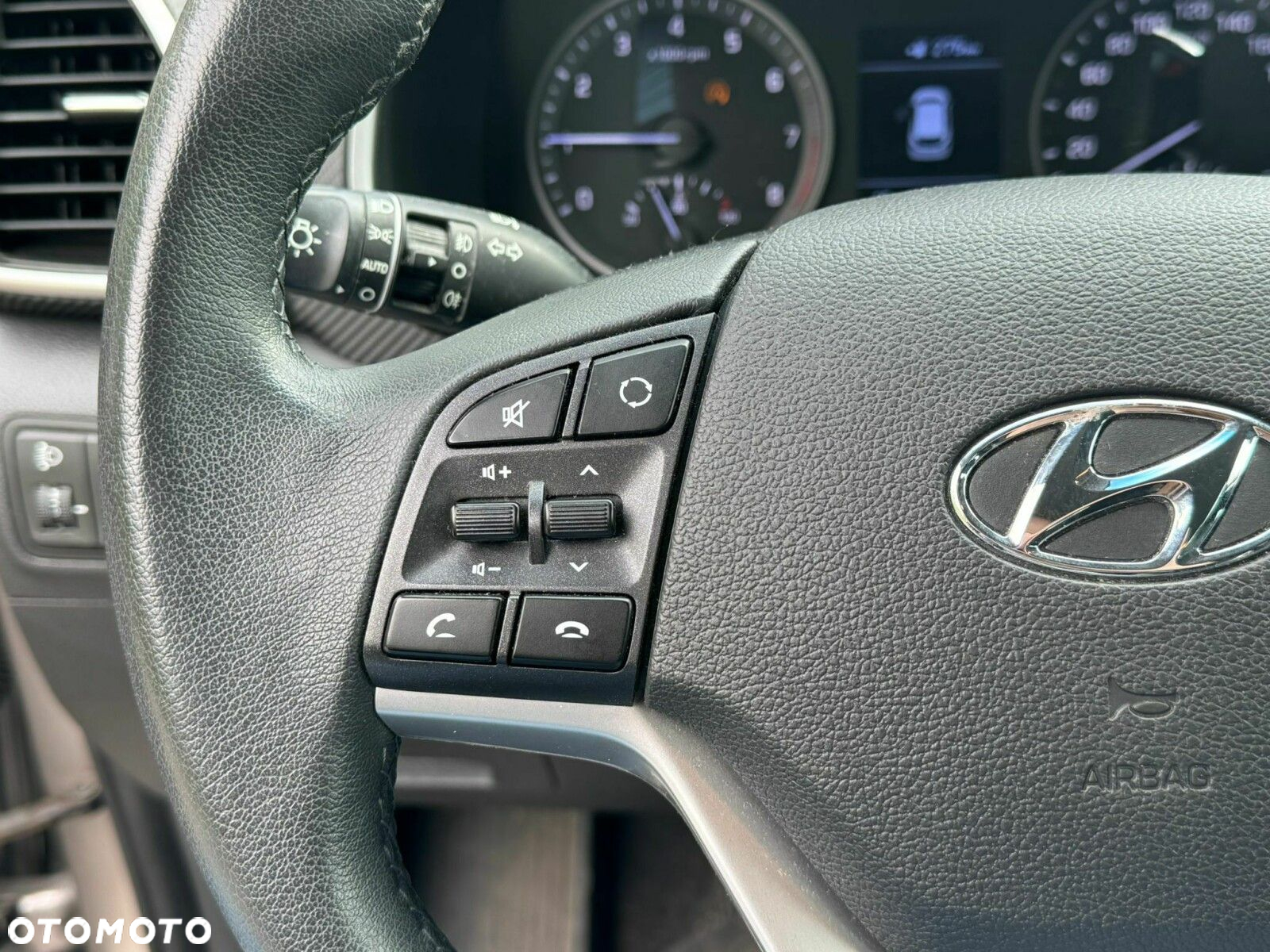 Hyundai Tucson - 10