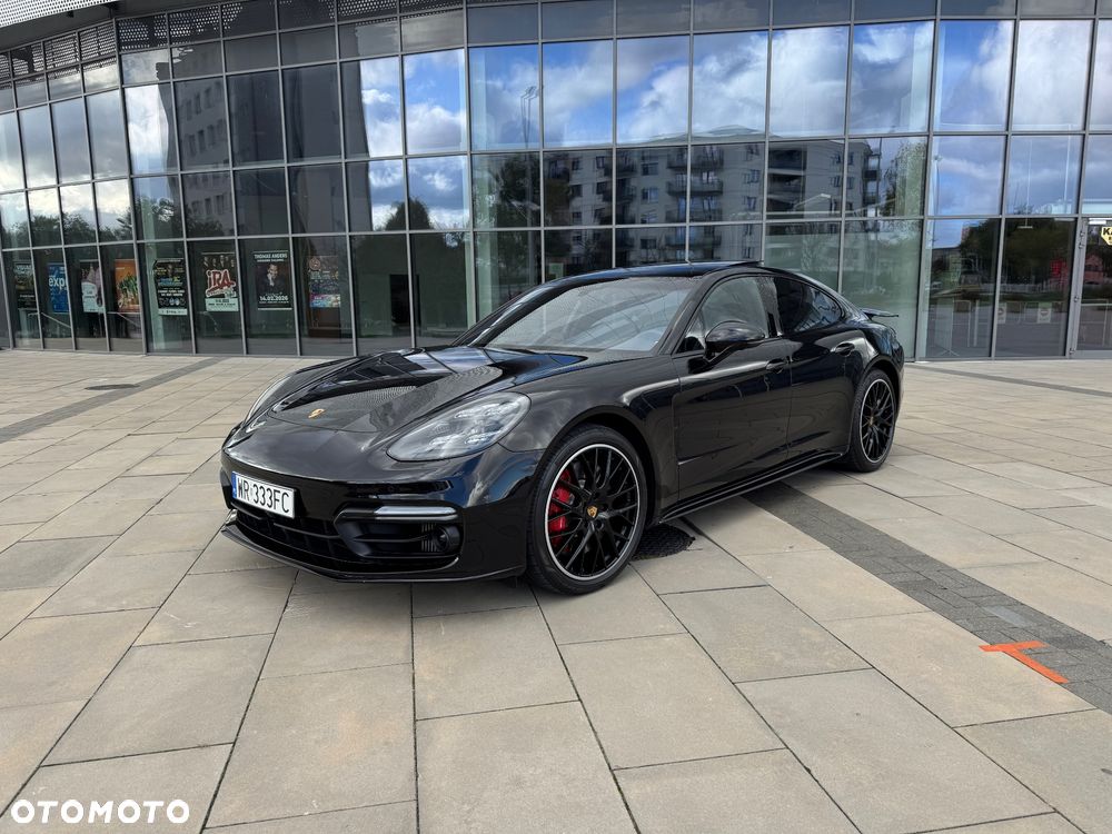 Porsche Panamera Turbo - 8