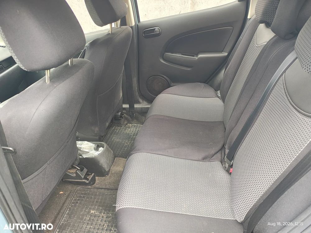 Mazda 2 1.3i TE - 9