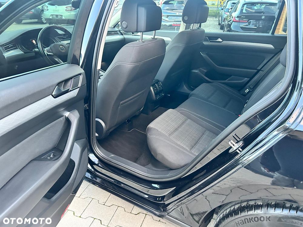 Volkswagen Passat 1.5 TSI OPF DSG Comfortline - 21