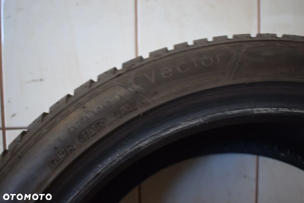 R17 225/45 Goodyear Vector 4 Seasons GEN-3 Cena za parę - 8